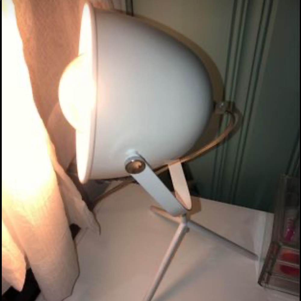 *3/20* Nordstrom White Modern Desktop Spotlight Lamp